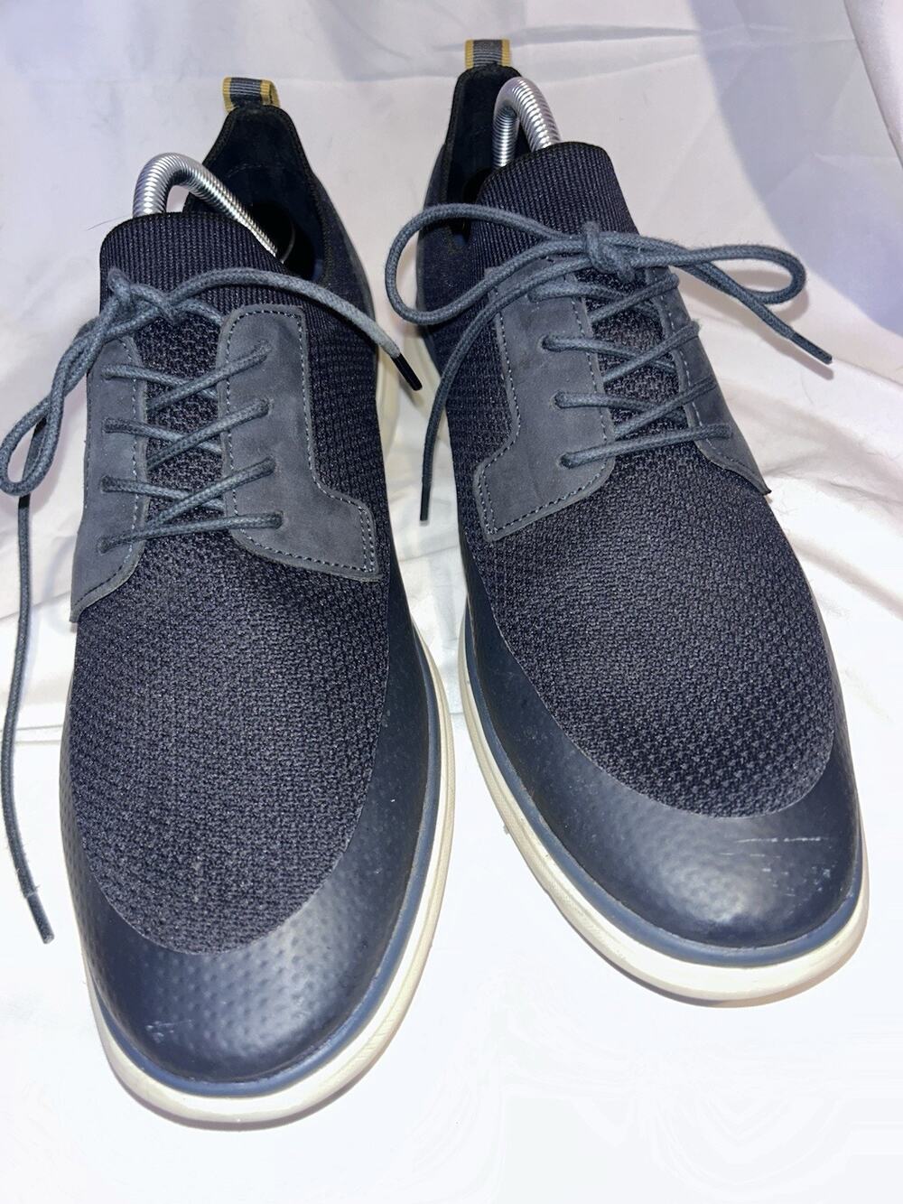 Men’s Vince Camuto Tymber Sneakers Shoes Size 10.5 Black